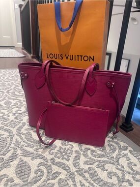 Louis Vuitton Fushia Epi never full Tote pm size - RARE